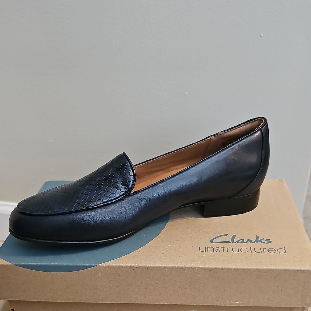 Clarks Women's Dark Blue Textured Loafers